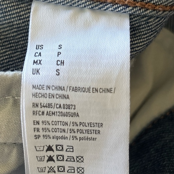 American Eagle Floral Embroidered Denim Jacket Medium Wash Small - Picture 5 of 7